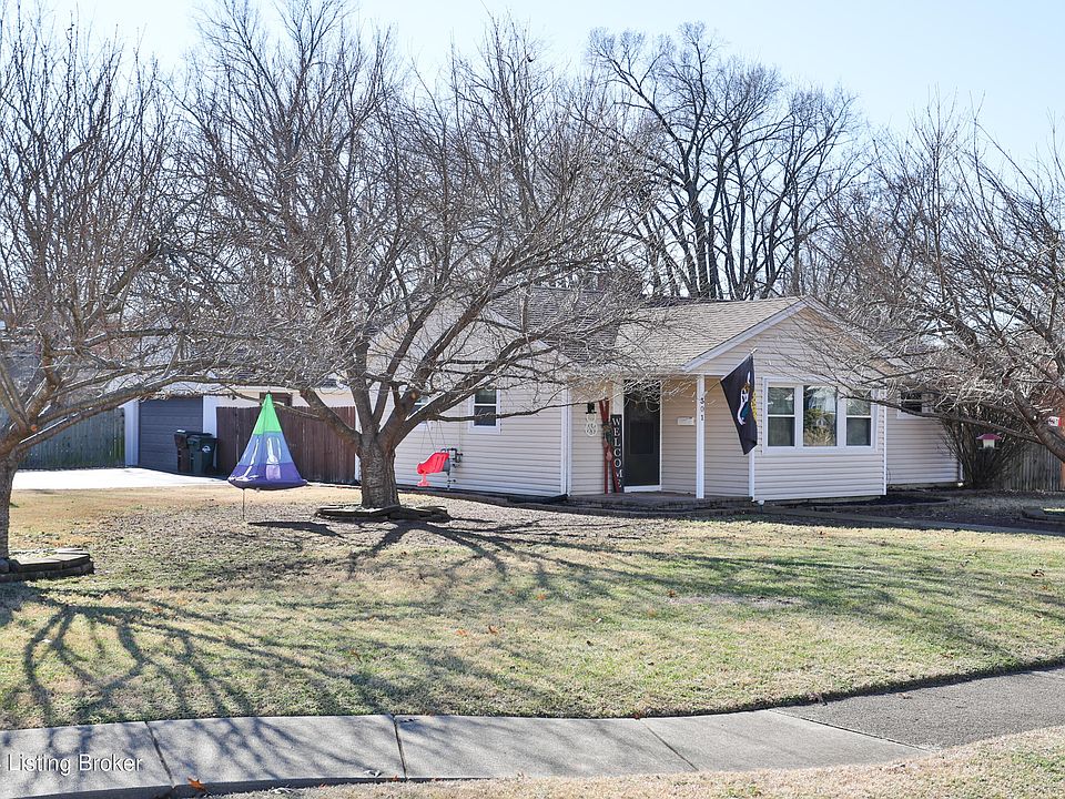1st image of 301 Marian Dr