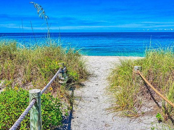 3rd image of 8767 Midnight Pass Rd APT 101F