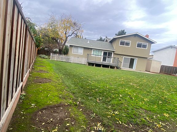 4th image of 1044 Shandwick Ct