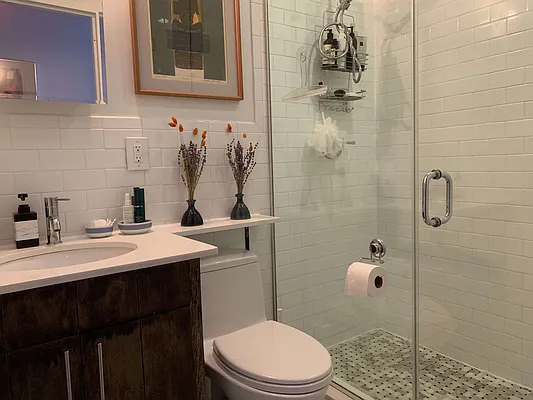 Rented by Smart City Real Estate LLC | media 11