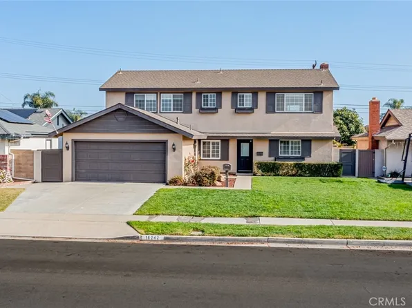 16242 Hawaii Ln, Huntington Beach, CA 92649