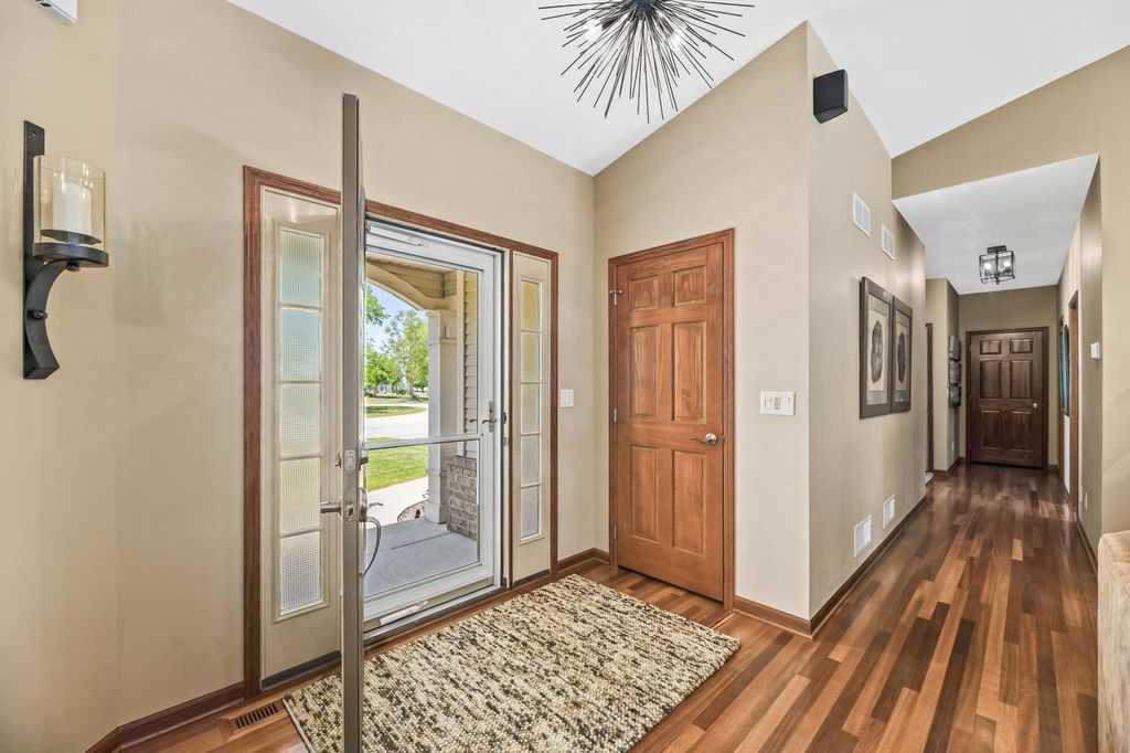 6305 Cedarhedge DRIVE, Racine, WI - View 3