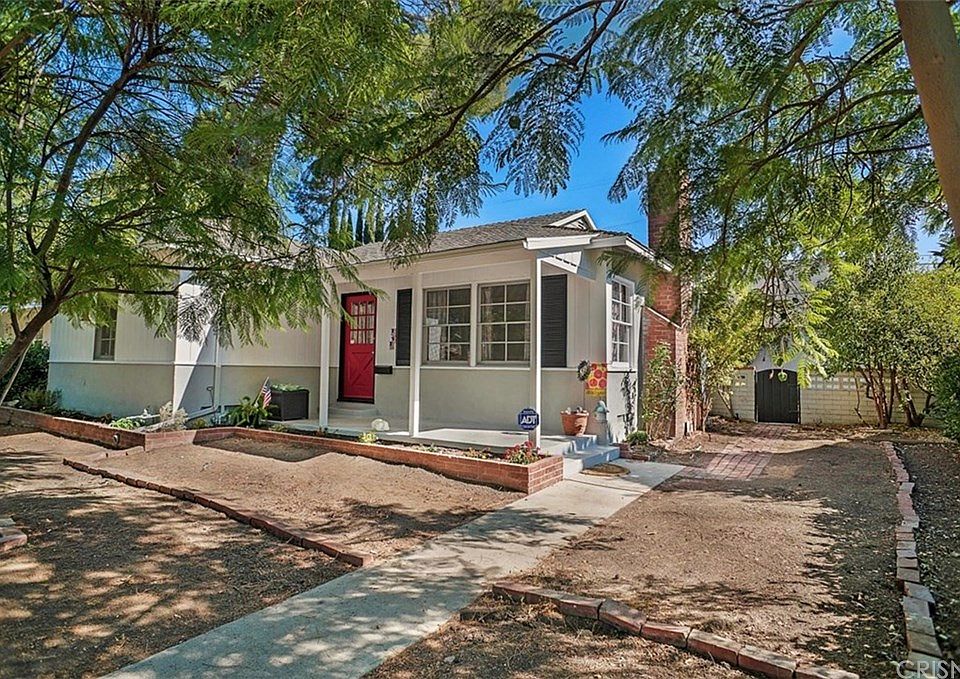 1st image of 13922 La Maida St