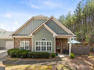 123 Glens Dr, Woodstock, GA