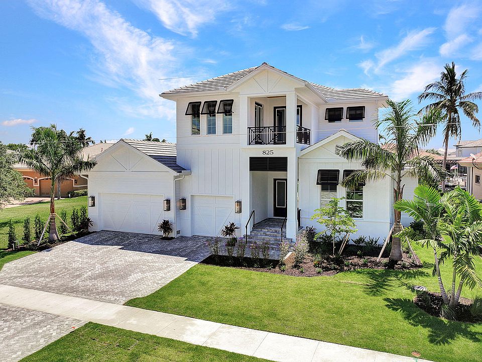 1st image of 825 Swan Dr