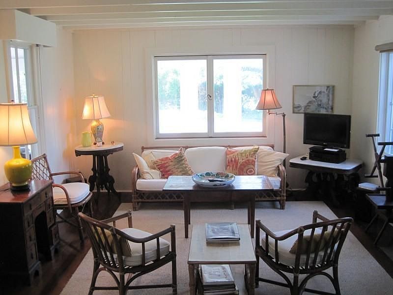 260 Old Black Point Rd, Niantic, CT 06357 Zillow