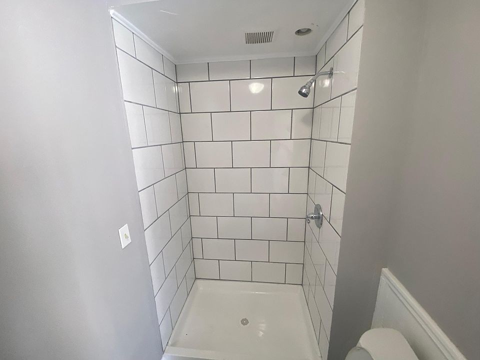 1st image of 408 Cove Beach Ave