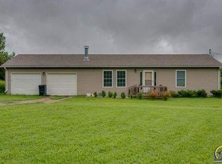 16971 S Croco Rd, Overbrook, KS 66524