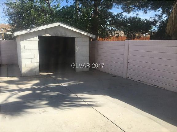 3rd image of 4628 Sawyer Ave #0