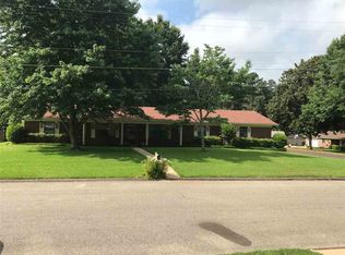 600 Gemi Dr, Longview, TX 75604