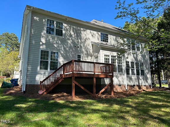 3rd image of 3303 Meadowrun Dr