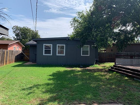 2nd image of 1330 S Crockett Dr