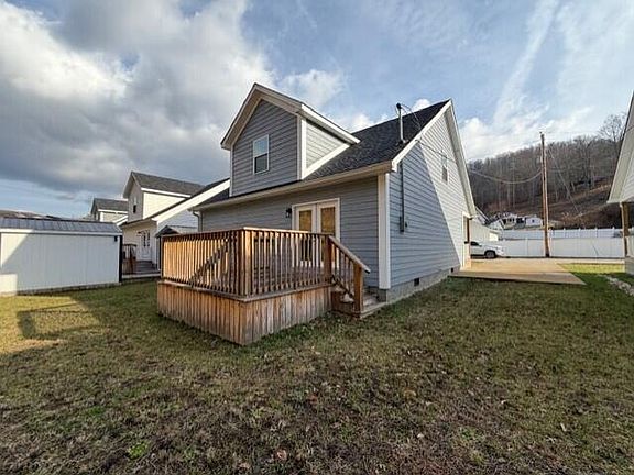 4th image of 33 Wetzel Dr