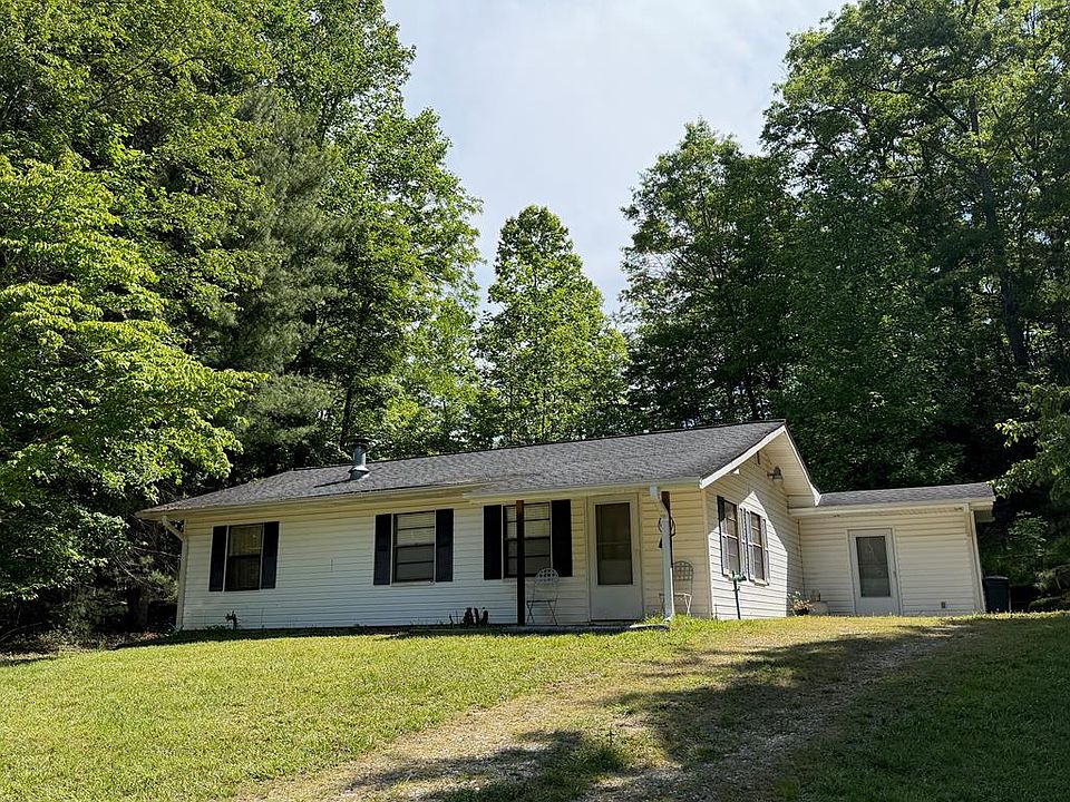 1st image of 224 Bonnie Ln