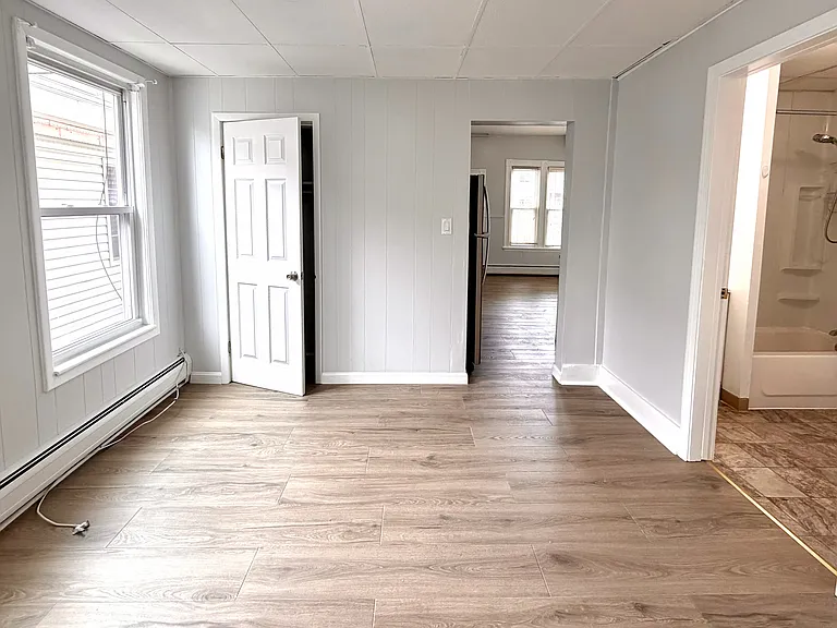 42 Everett St #3 — Photo 12