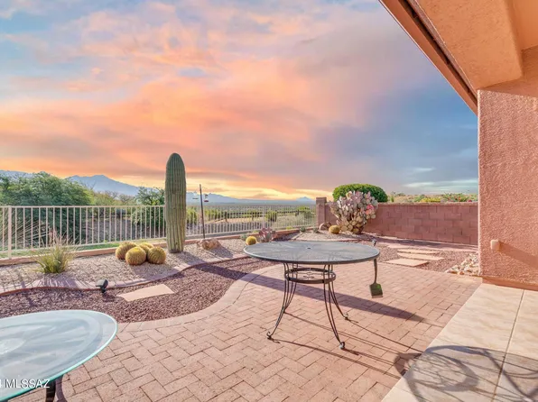 5821 S Painted Canyon Dr, Green Valley, AZ 85622