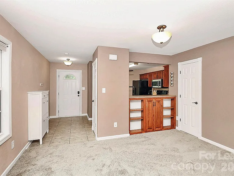 5227 Silabert Ave — Photo 11
