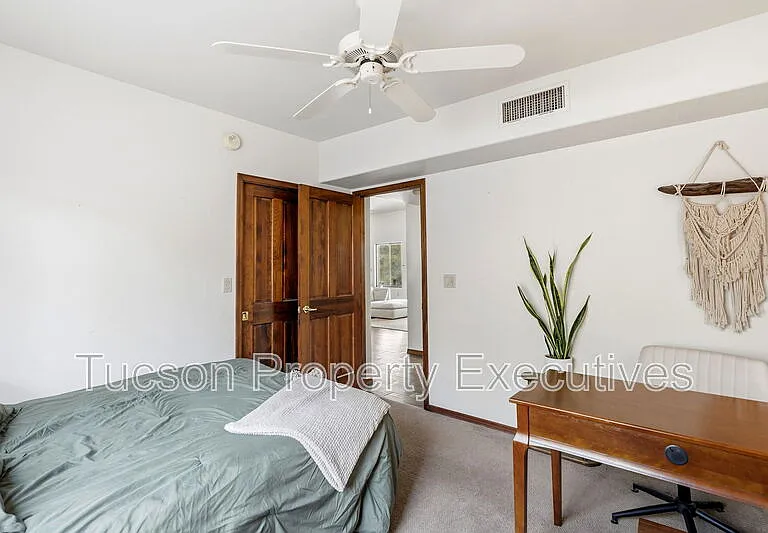 3901 N Vista De La Cima — Photo 31