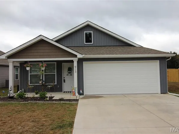 913 Osage Villa Ct, Villa Ridge, MO 63089