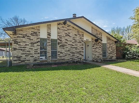 5th image of 2818 Dove Meadow Dr