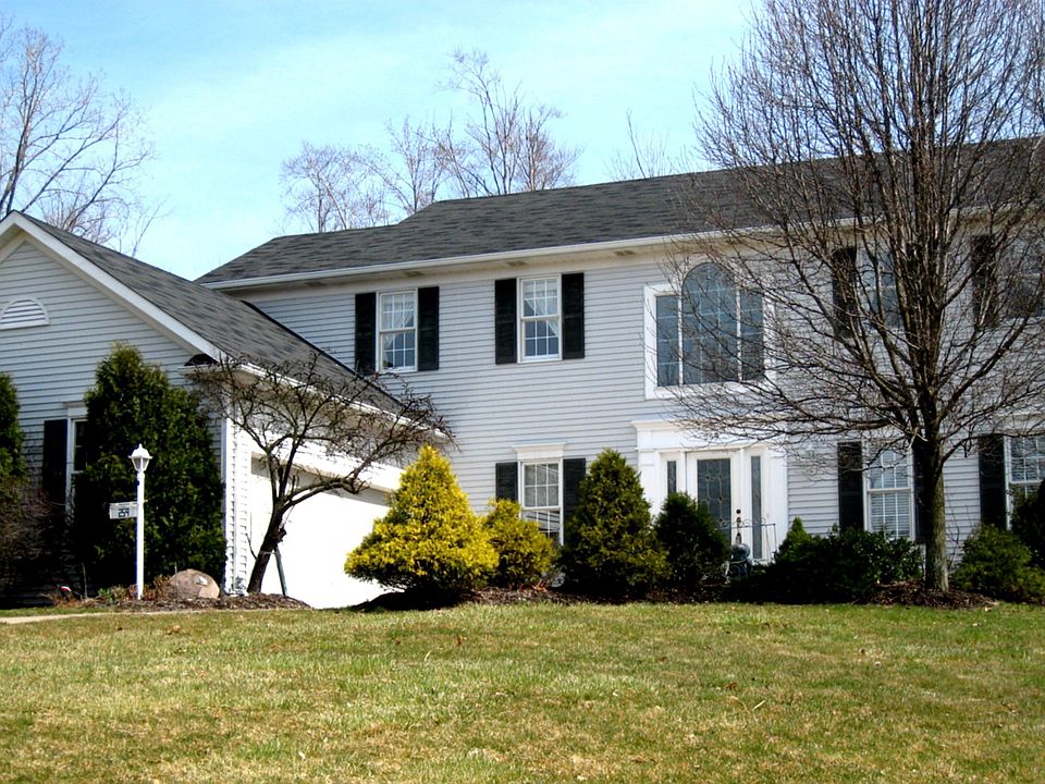 Welcome to 259 Ash Grove Circle