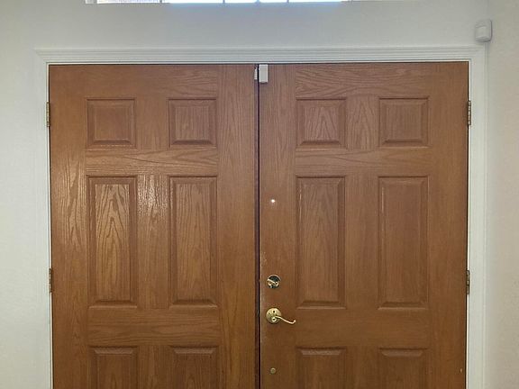 4th image of 445 W Pecan Pl