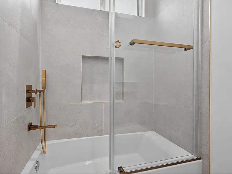 17501 Los Alimos St #10809 — Photo 21