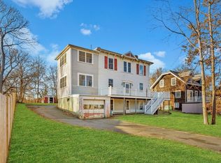 5 Cottage St, Nahant, MA 01908