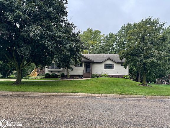 4th image of 108 Hickory Ln