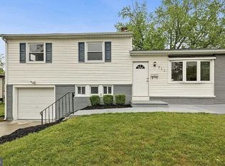 311 W Maiden Ln, Somerdale, NJ 08083