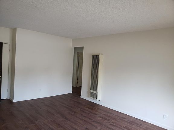 5th image of 1286 N Summit Ave APT 208