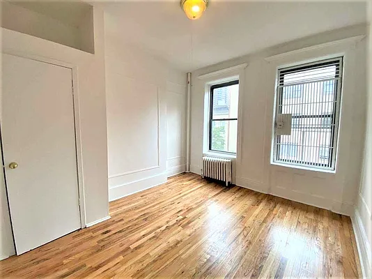 Rented by Bond New York | media 1