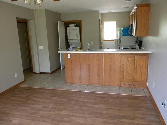 3rd image of 20 Bass Ave