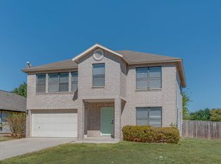818 Camelback Dr, New Braunfels, TX 78130