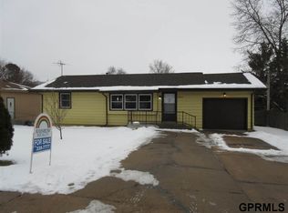 5511 O St, Omaha, NE 68117