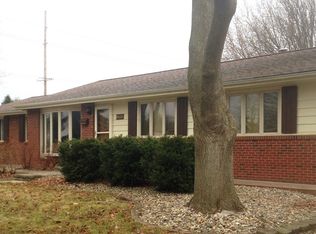 208 Ellis Ave, Normal, IL 61761