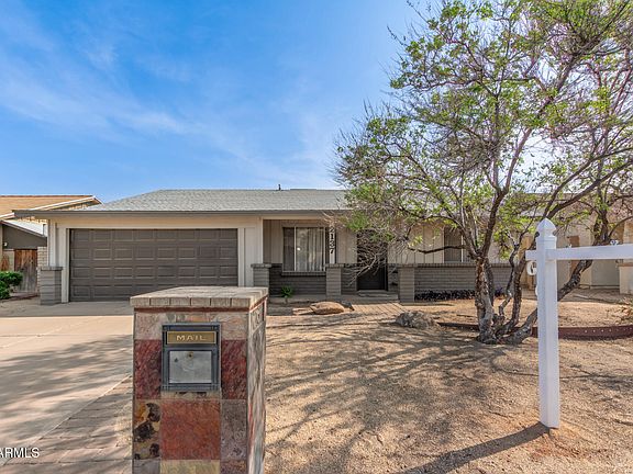2nd image of 2137 E CORNELL Drive