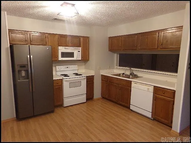 1801 Mesquite Cir — Photo 9