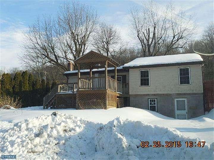 2nd image of 343 N Galen Hall Rd