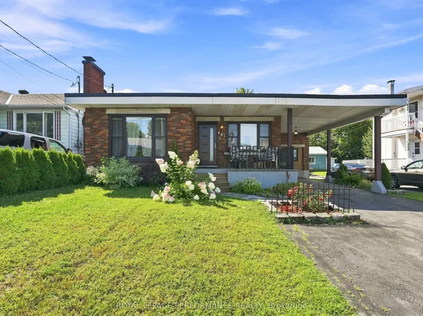 464 Laurier St, Hawkesbury, ON K6A 2A6
