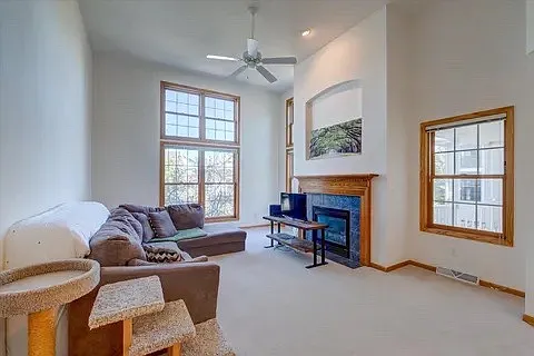 8140 Broadmoor St — Photo 13