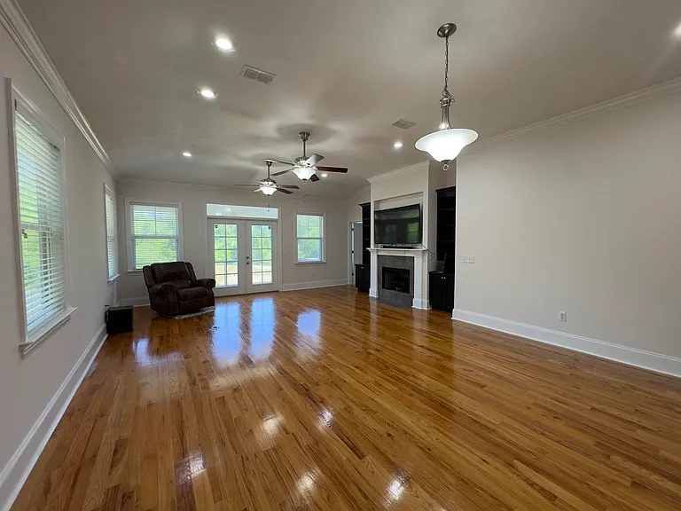2604 Ulysses Rd — Photo 6