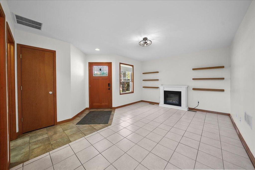 900 Brookfield Dr, Porter, IN - View 5