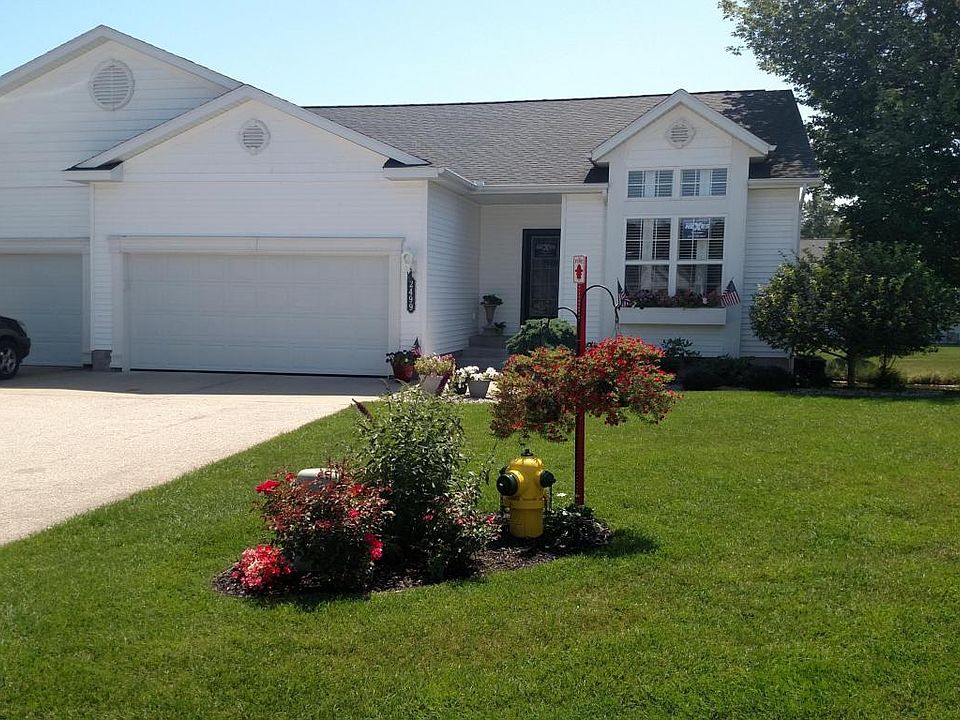 1st image of 2499 Golden Maple Ave