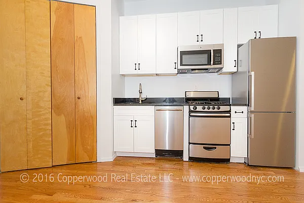 Rented by Copperwood Real Estate | media 20
