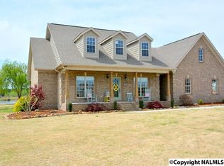 77 Clarissa Dr, Grant, AL 35747