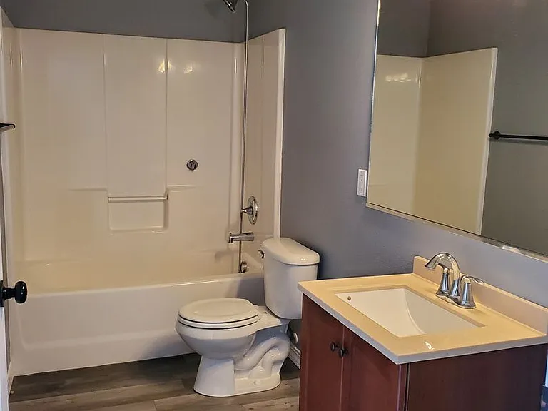 4615 W Princetown Ln — Photo 8