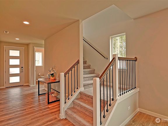 2nd image of 2115 SW Robertson Drive