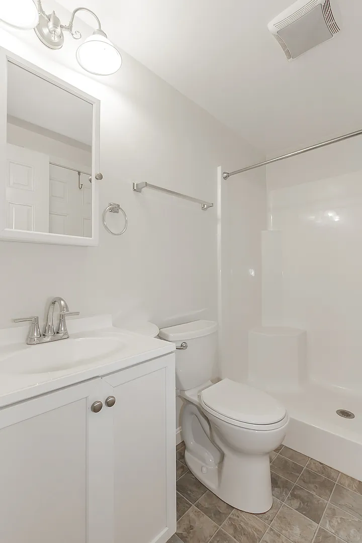 1 bed, 715 sqft, $1,995 — Photo 3