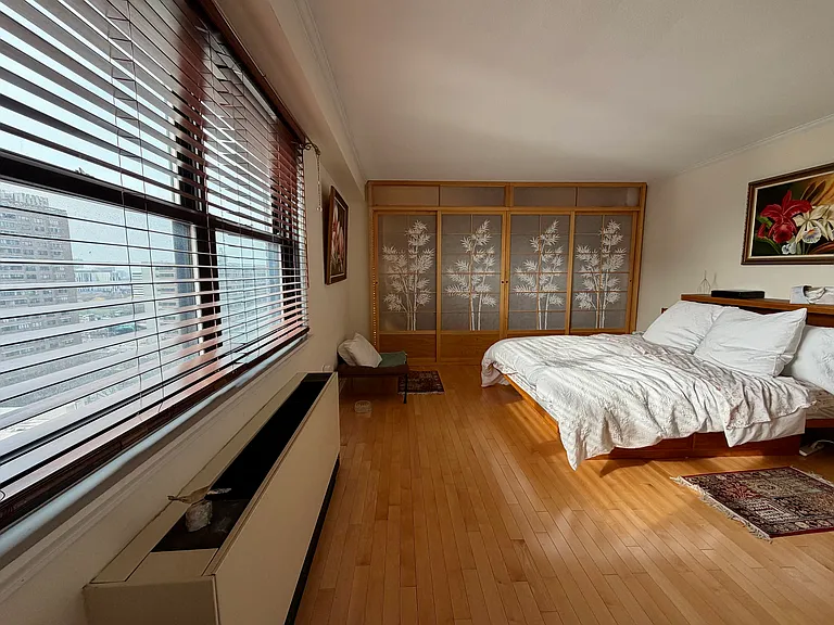 2 Hawthorne Pl #15D — Photo 9